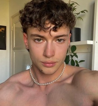 Profil de Moumen